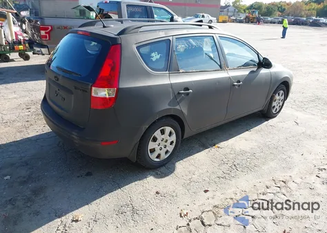 2011 Hyundai Elantra Touring Gls z USA, uszkodzony, nr VIN KMHDC8AE8BU124042